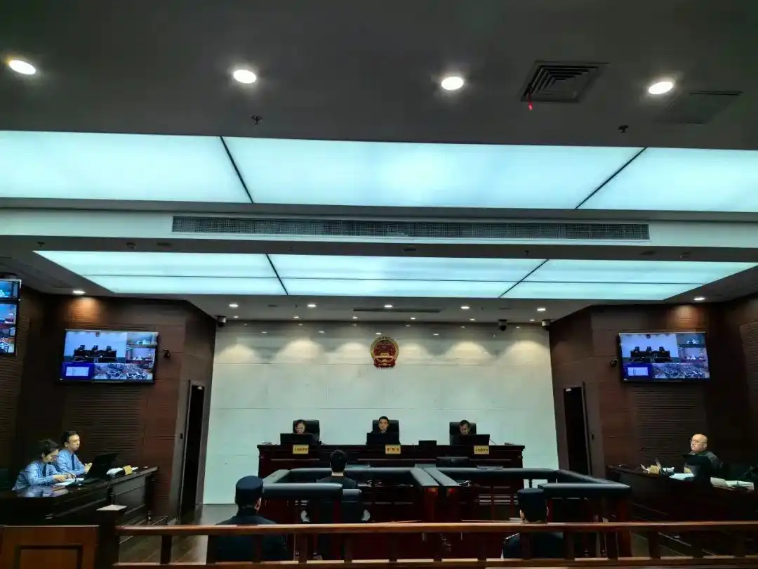 徐汇区股票场外配资犯罪案_非法股票场外配资案件_十大股票配资平台