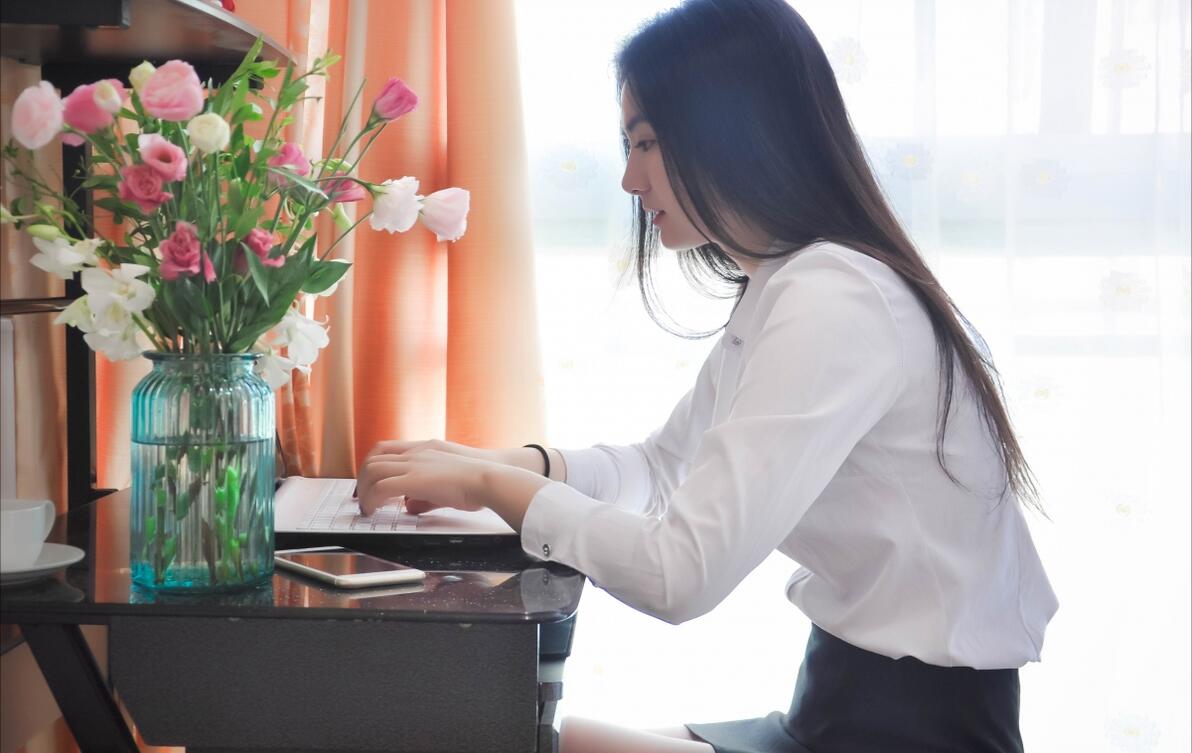 超实用！7大配资资讯网站推荐：股票期货外汇一网打尽，投资必备