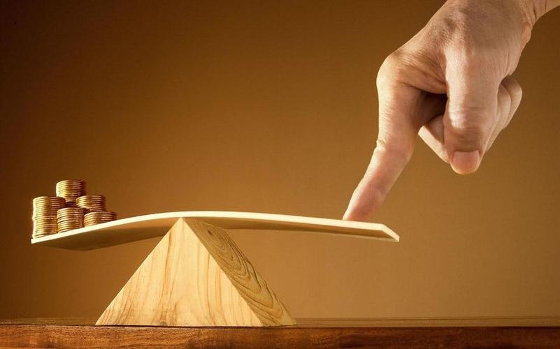 广州69岁老妇加杠杆炒股倒欠券商1026万，券商两融咋监管？