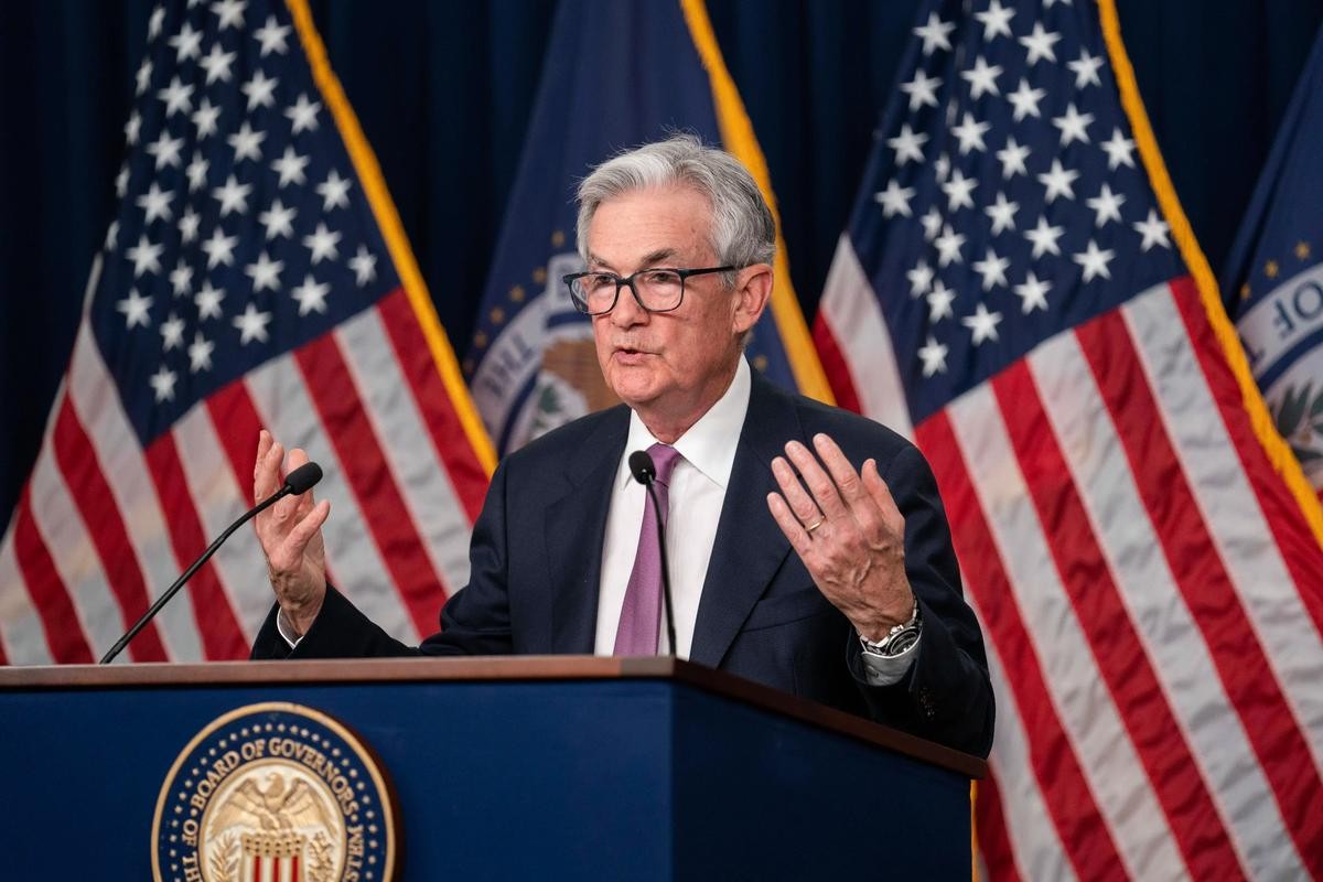 私募信贷风险_金融杠杆_贝莱德资金赎回限制